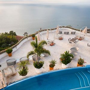 Grand Miramar All Luxury Suites&Residences